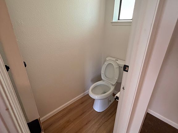 3rd image of 1663 Pilgrim Way