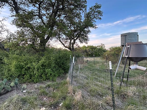 5th image of 198 County Road 259