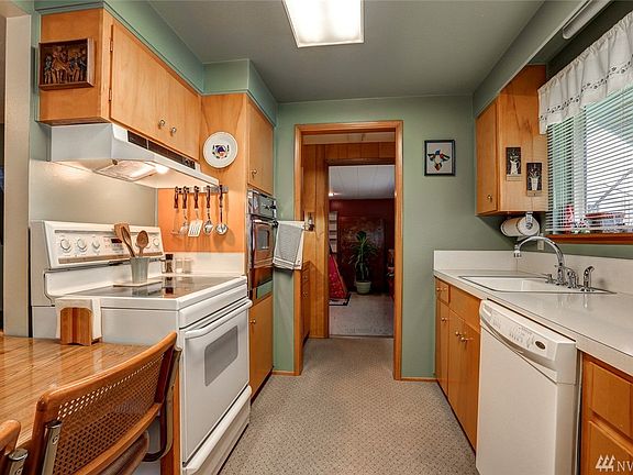 5th image of 430 E 60th St