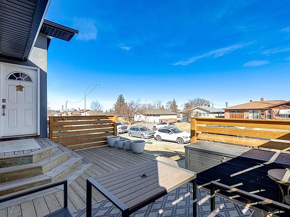 3rd image of 11 NE Foley Rd SE