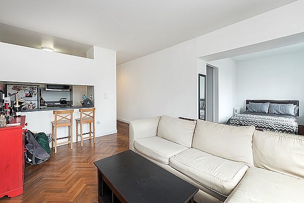 1st image of 360 E 88th St APT 9A