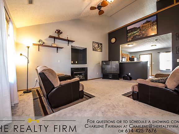 2nd image of 1820 Meadowlawn Dr