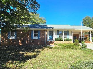 112 Wendover Dr, Lincolnton, NC 28092