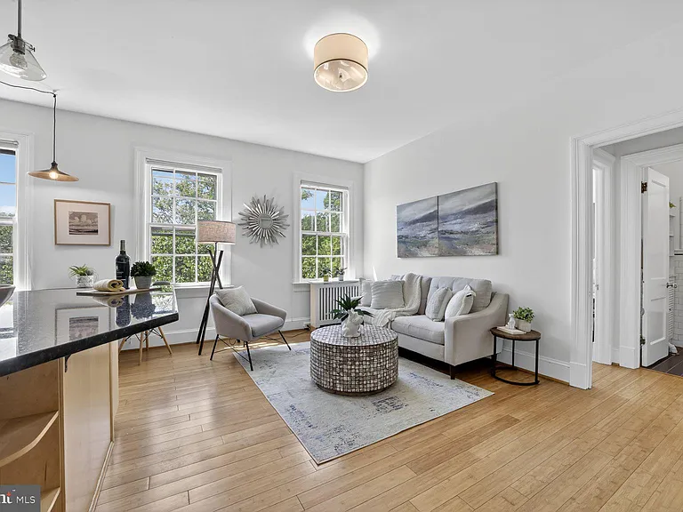 2707 Adams Mill Rd NW #400 — Photo 5