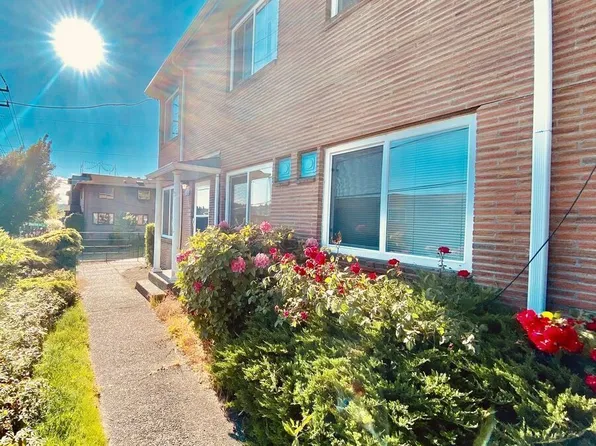 508 N 39th St, Seattle, WA 98103