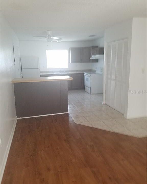 2nd image of 1332 Brook Dr