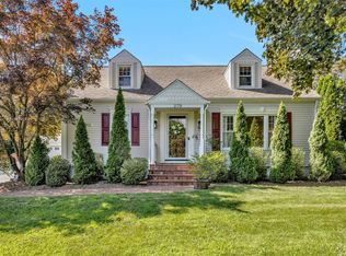 279 Bedford Rd, Bedford Hills, NY 10507