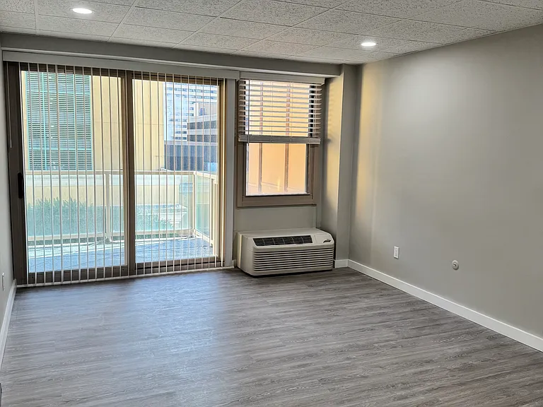 2834 Atlantic Ave #902 — Photo 4