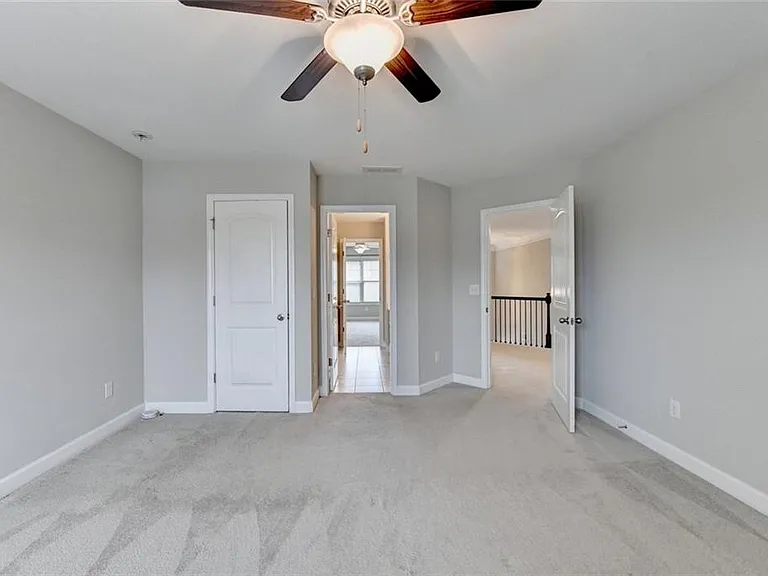 5525 Nesmith Ct — Photo 31