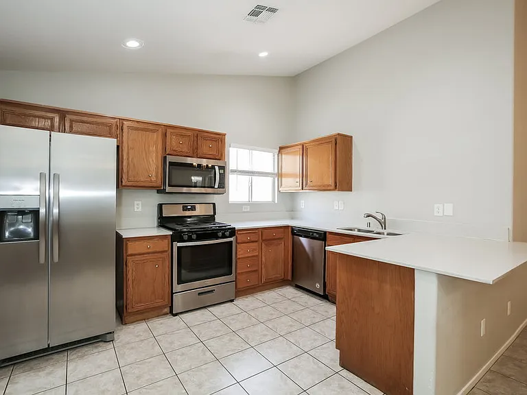3744 Blue Dawn Dr — Photo 8