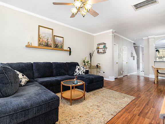 4th image of 5747 Corbon Crest Ln