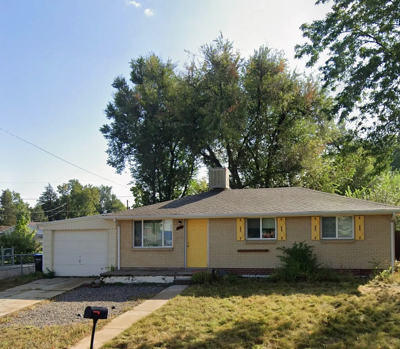 3 bed, 1000 sqft, $2,000 — Photo 1