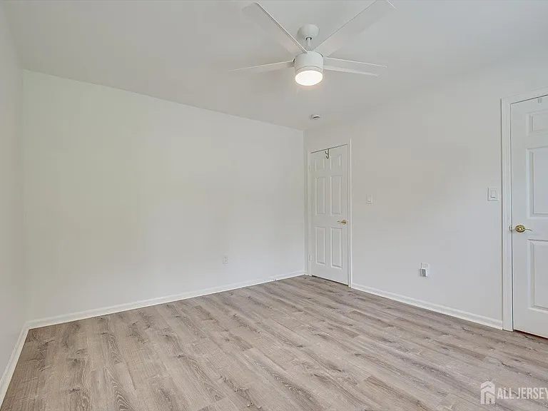822 Darlington Dr — Photo 21