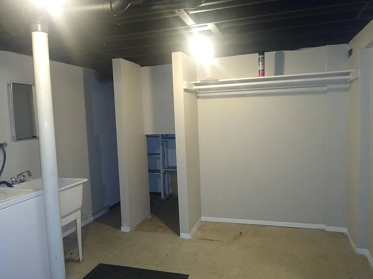 370 Randolph St — Photo 22
