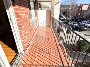 2358 37th St, Astoria, NY 11105