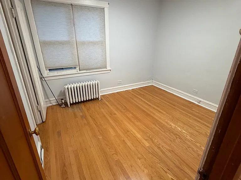 5424 W Wellington Ave #2 — Photo 6