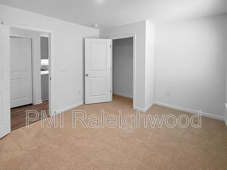 286 Palm Dr — Photo 12