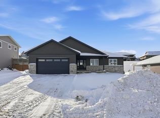 6 Noeckerville Hill Dr, South Bruce, ON N0G2J0