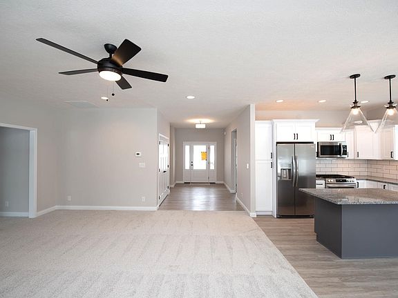 4th image of 4061 Peterborough Rd