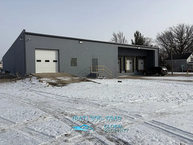 709-711 W Seneca St — Photo 8