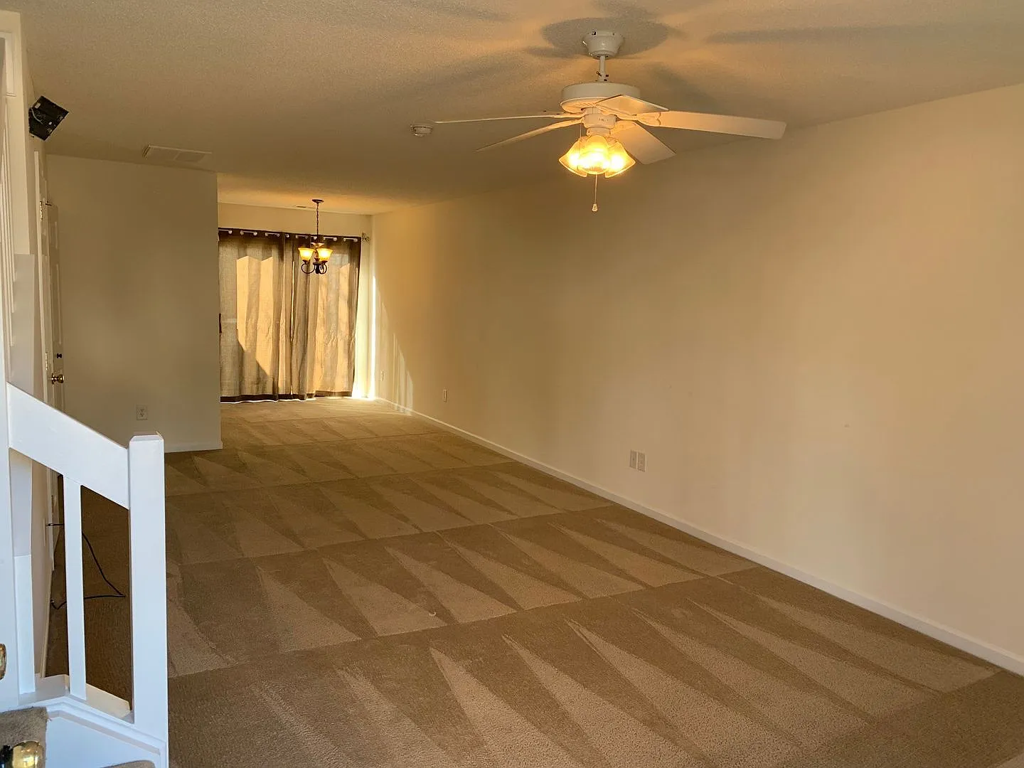 Charming 2 Bed/ 1.5 Bath Townhome in Desirable Brookhaven Neighborhood - Community Pool - Walking... — Photo 2