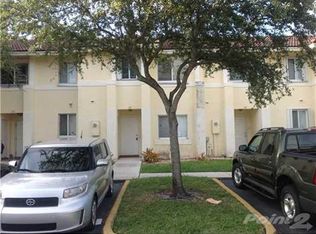 135 Hidden Court Rd #18, Hollywood, FL 33023