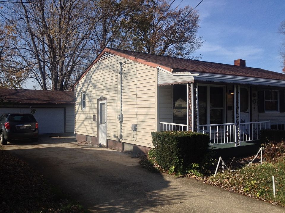 2nd image of 49 Parsons St