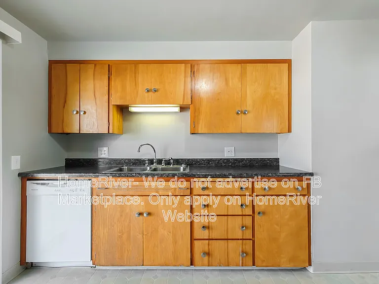 5214 N Cannon St — Photo 9