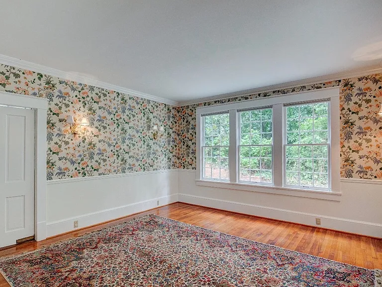 9 Shorter Cir SW — Photo 7