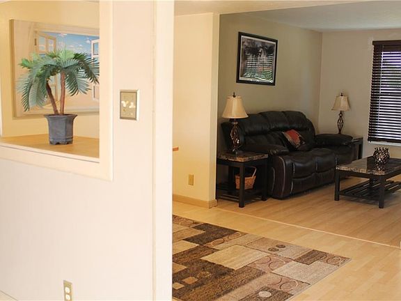 4th image of 120 Freedom Ct #120
