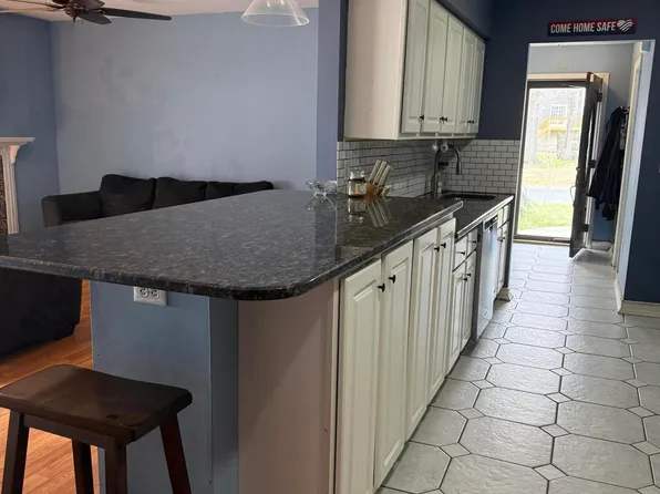 210 Raritan Place, North Middletown, NJ 07748