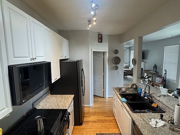 4th image of 1132 Gamston Ln