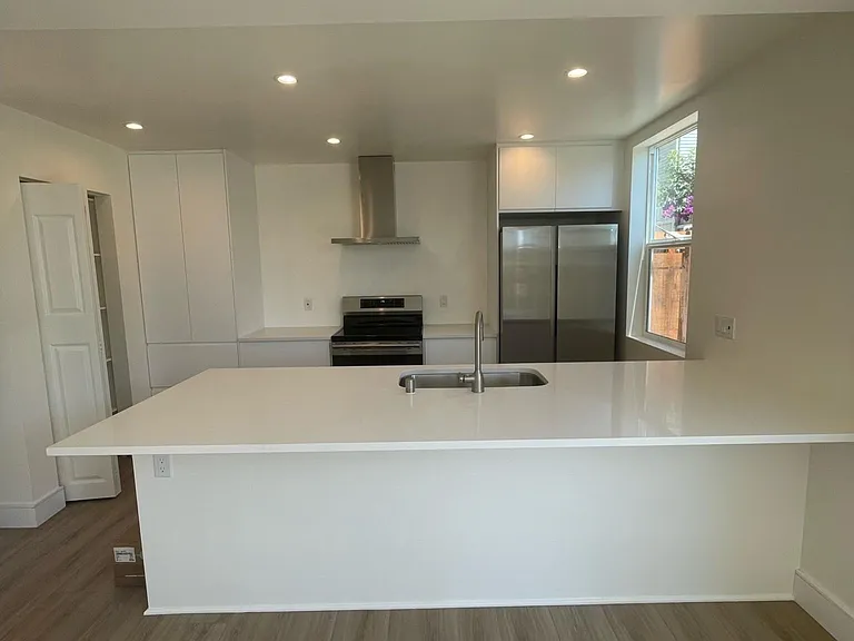 4524 Arizona St — Photo 3