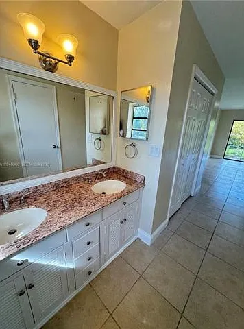 3167 Coral Springs Dr — Photo 16