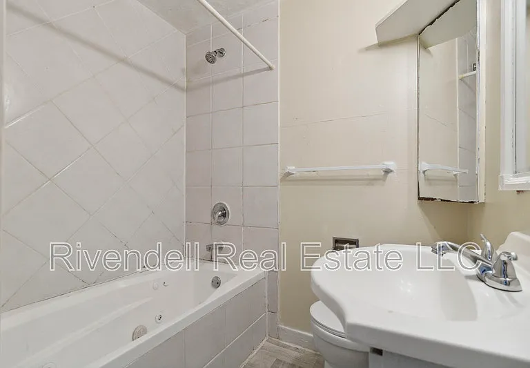 1127 Xenia St — Photo 10