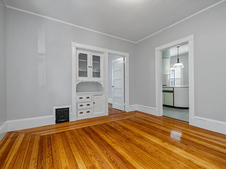 57 Hawthorne St #2A — Photo 13