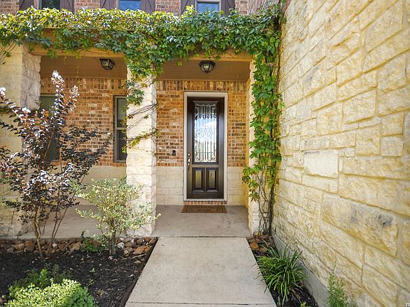 2nd image of 208 WINDING RIV