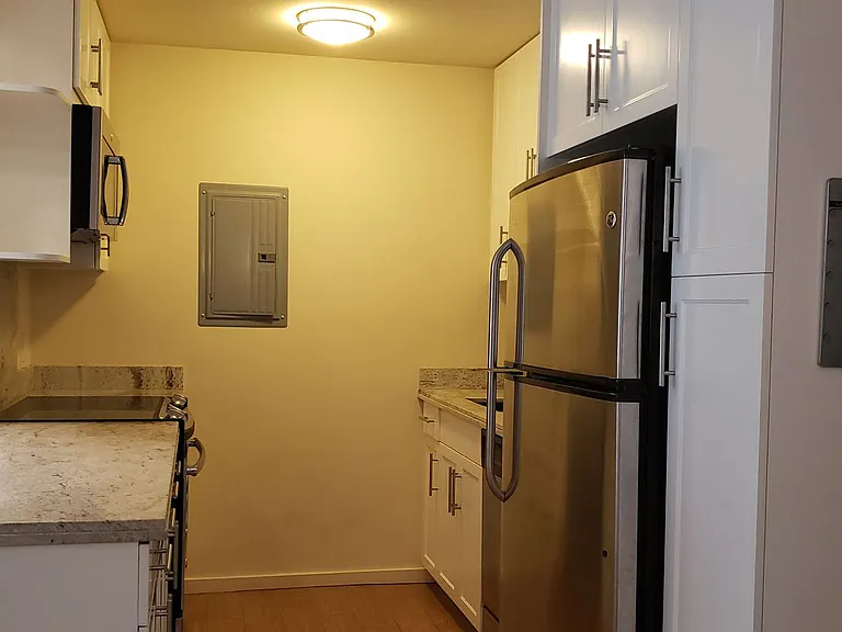 1810 Kaioo Dr #B310 — Photo 3