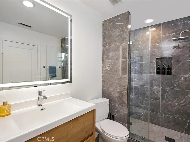 23679 Ridgeway — Photo 31