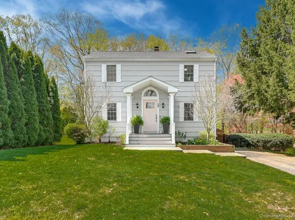 28 Ambler Drive, Norwalk, CT 06851