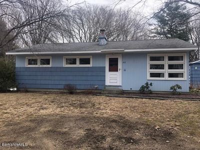 44 Stonehedge Rd, Cheshire, MA, 01225
