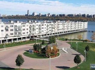 146 The Promenade #146, Edgewater, NJ 07020