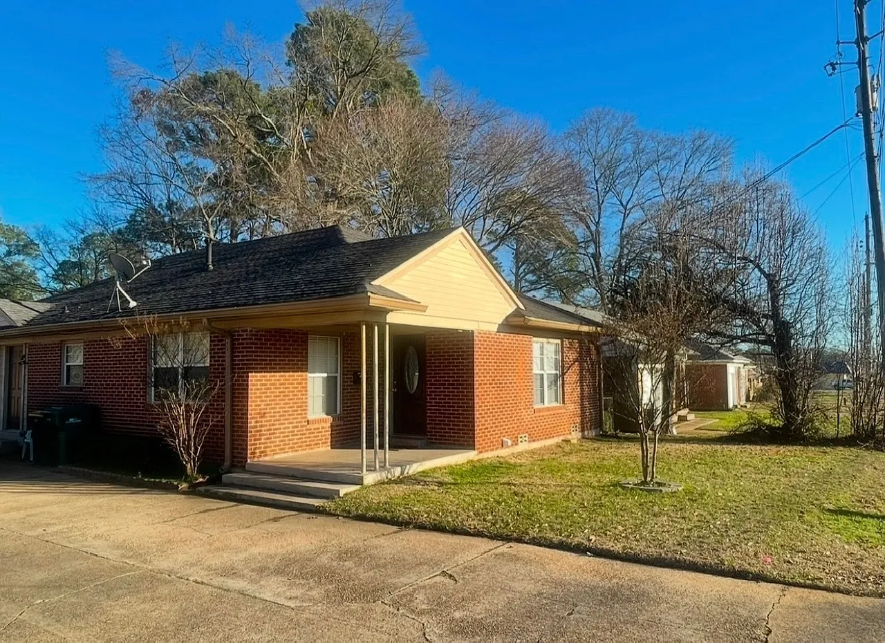 2052 North Robison Road - 1 — Photo 1