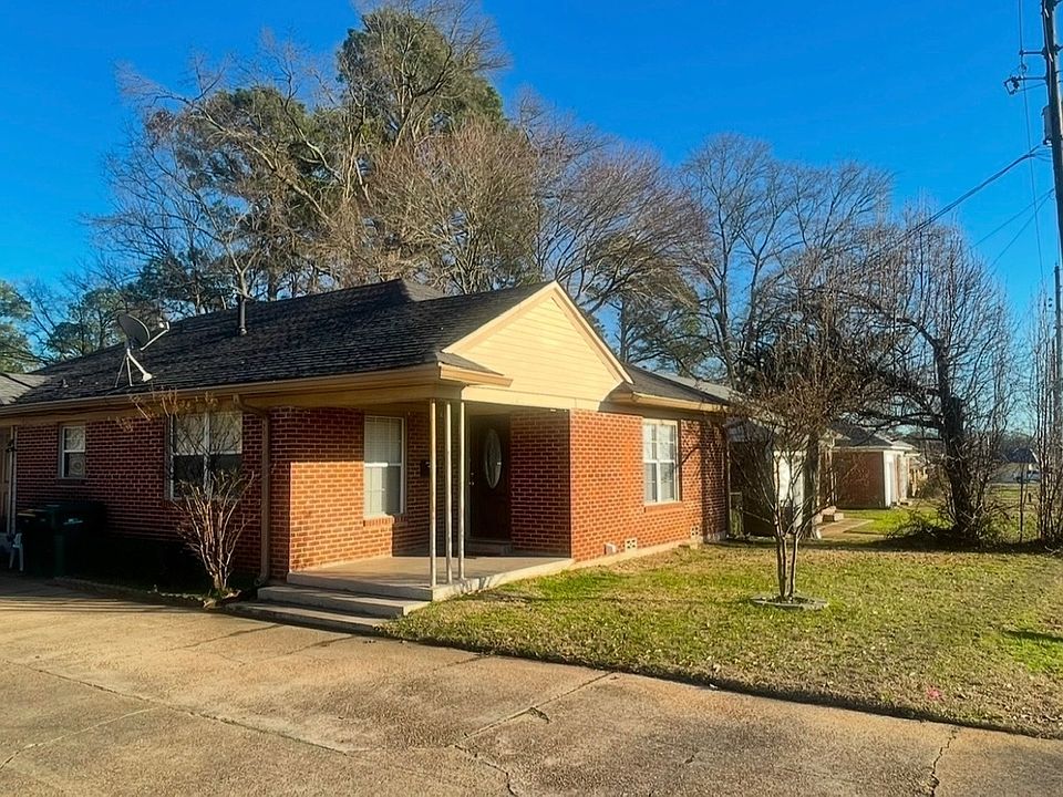 1st image of 2052 N Robison Rd