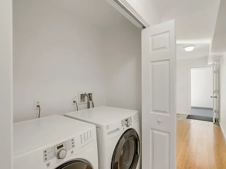 32 Brown St #32 — Photo 15