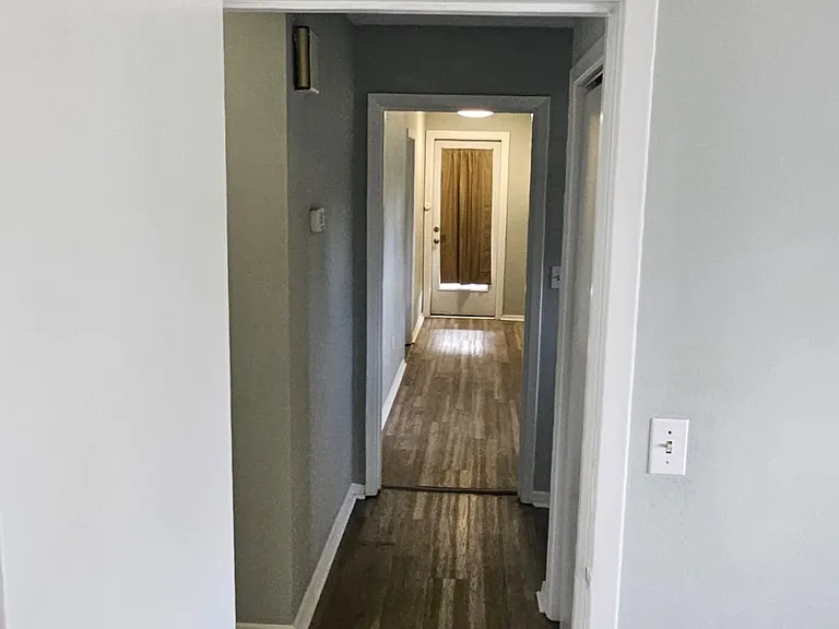 741 Walnut Ave — Photo 12