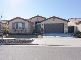 11511 Hollybrook Ln, Bakersfield, CA 93311