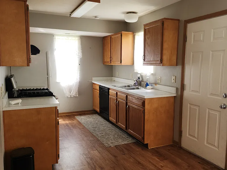1580 Artemis Dr — Photo 9