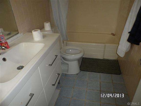 3rd image of 1103 N Banning Blvd