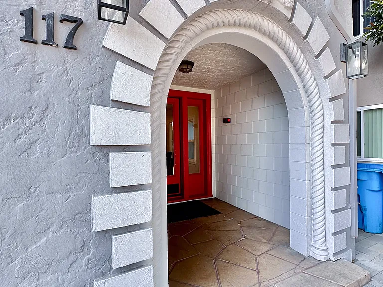 Anita Road Apartments — Photo 12